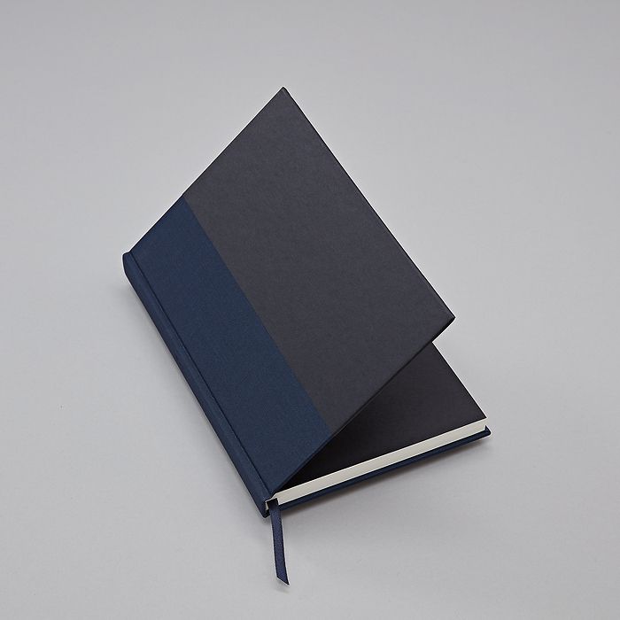 NA Notebook (A5) Midnight, linen-paper, 172 p., 100g/m2, Ruled